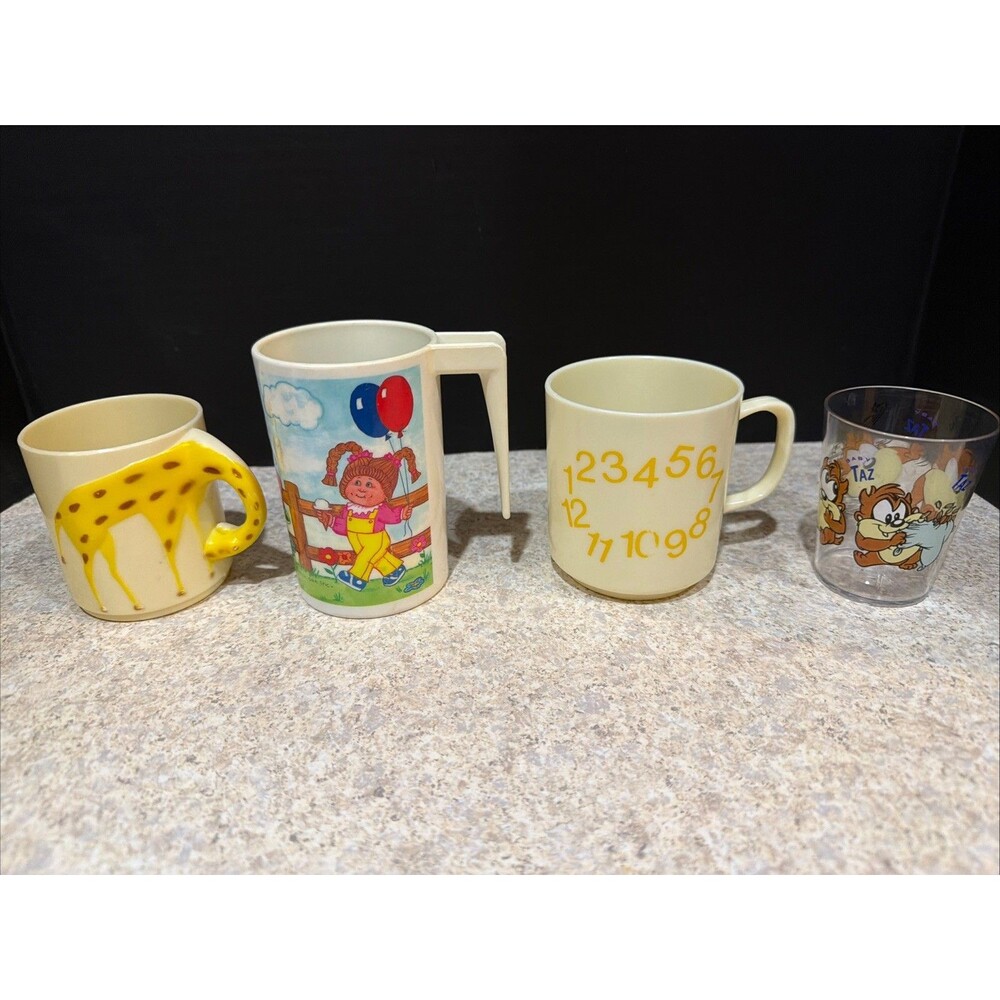 Vintage Kids Cup Mug Lot of 4 Cabbage Patch Kids Taz Looney Tunes Giraffe 1980's